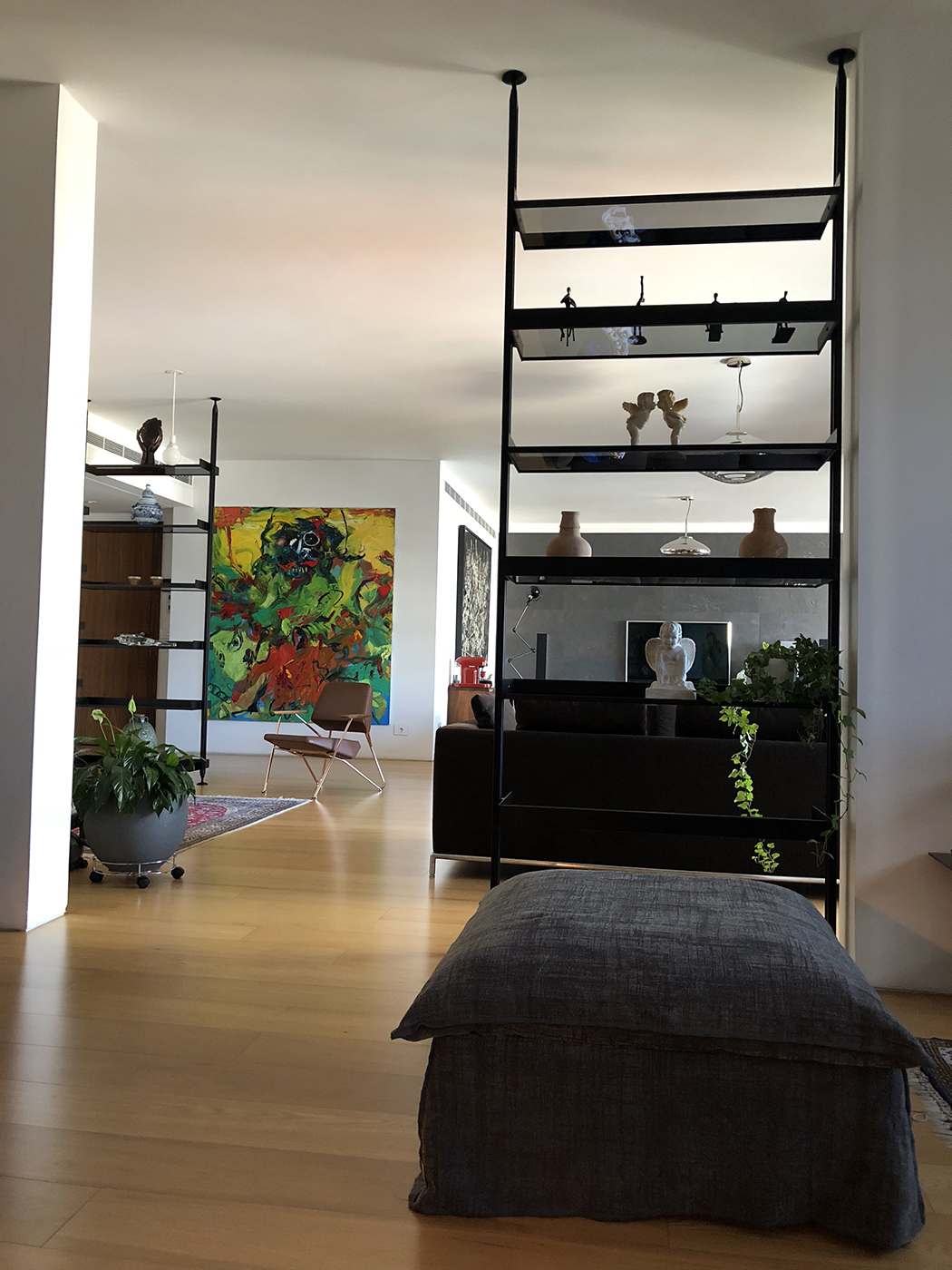 MDDM-Architects-Studio-Residential-Apartment-Interior-Design